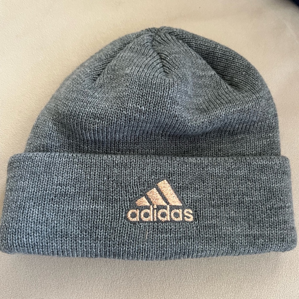 Adidas beanie hat unisex. Grey with metallic gold logo. New without tags.